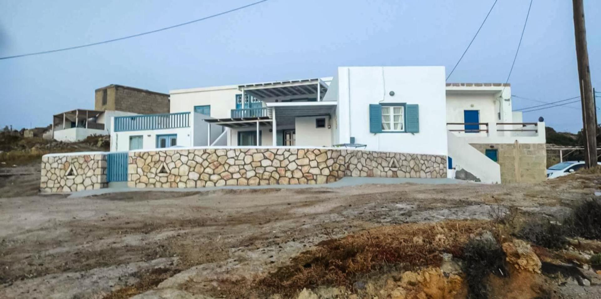 Seaside Residence Kiki Prassa,Kímolos Exterior photo